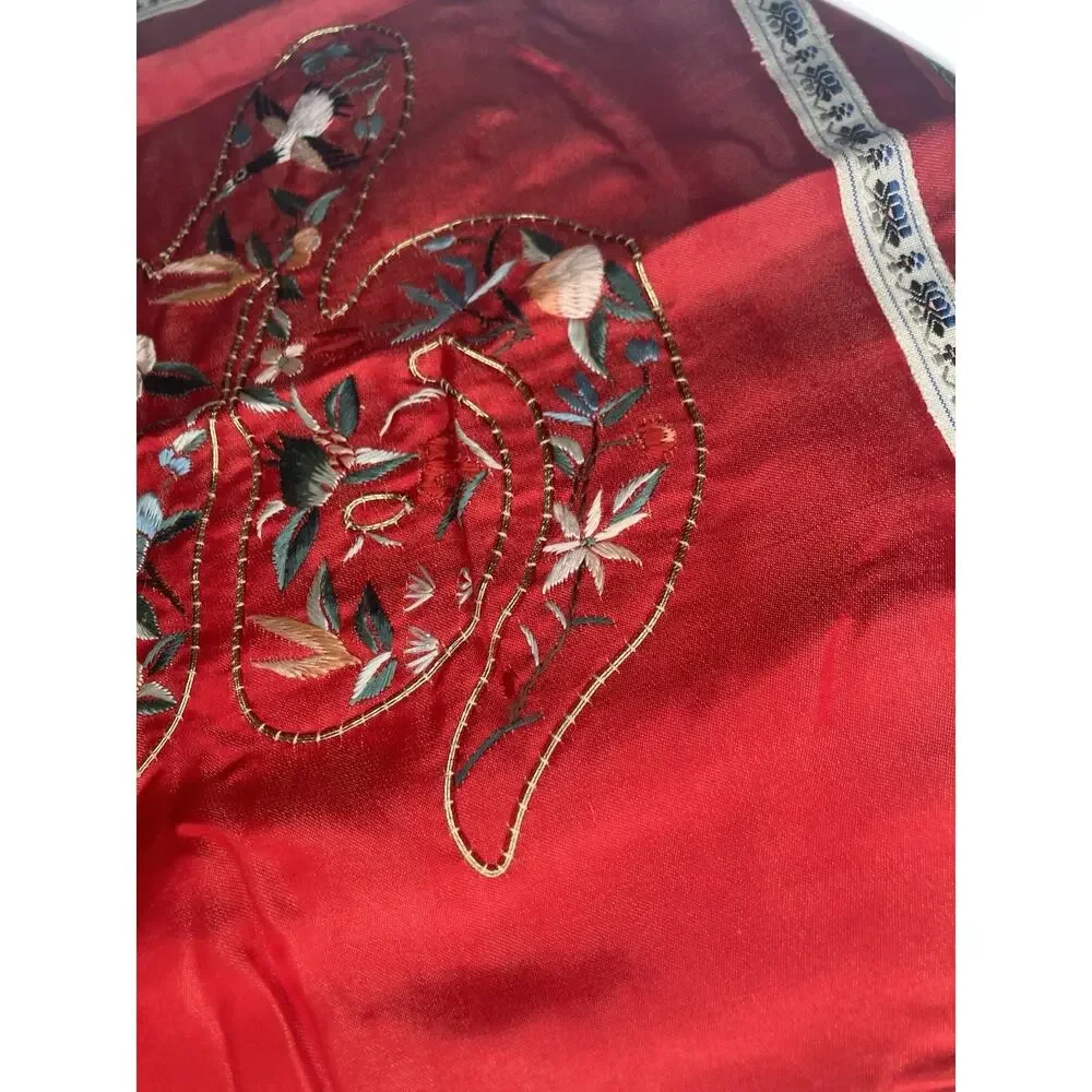 Unbranded beautiful vintage